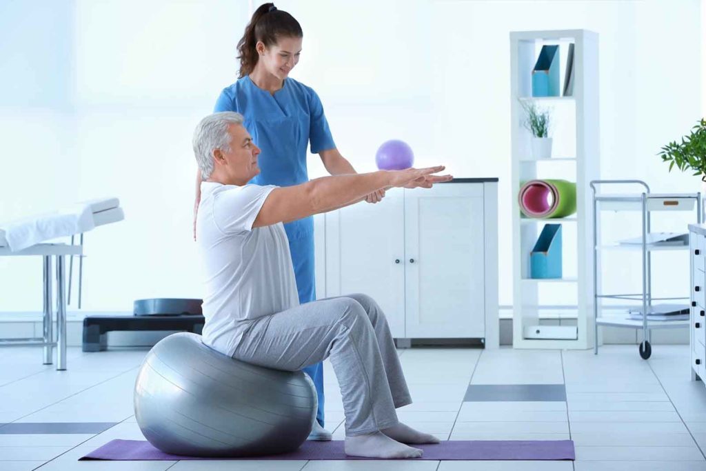 Accucare, senior working out